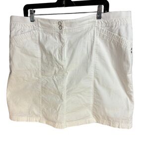 Karen Scott White Garment